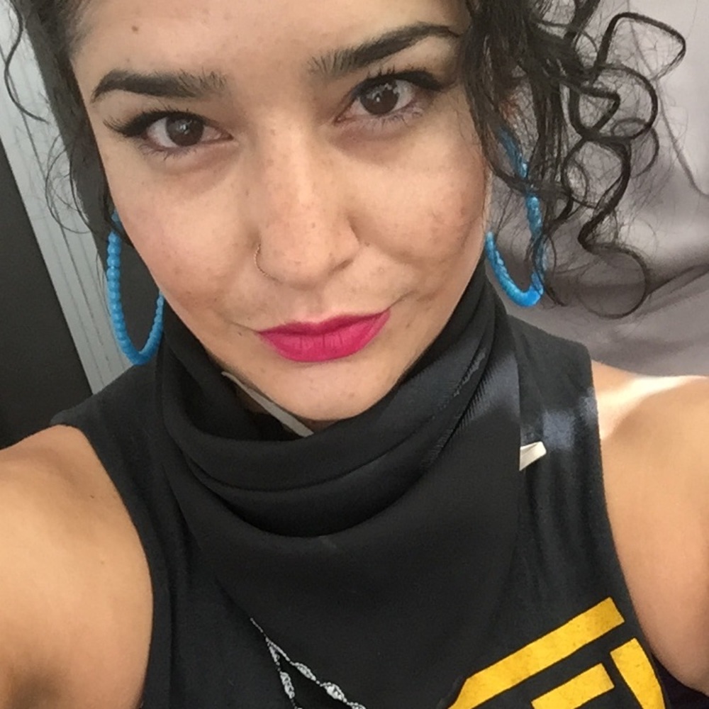 Meet your Posher, Monique